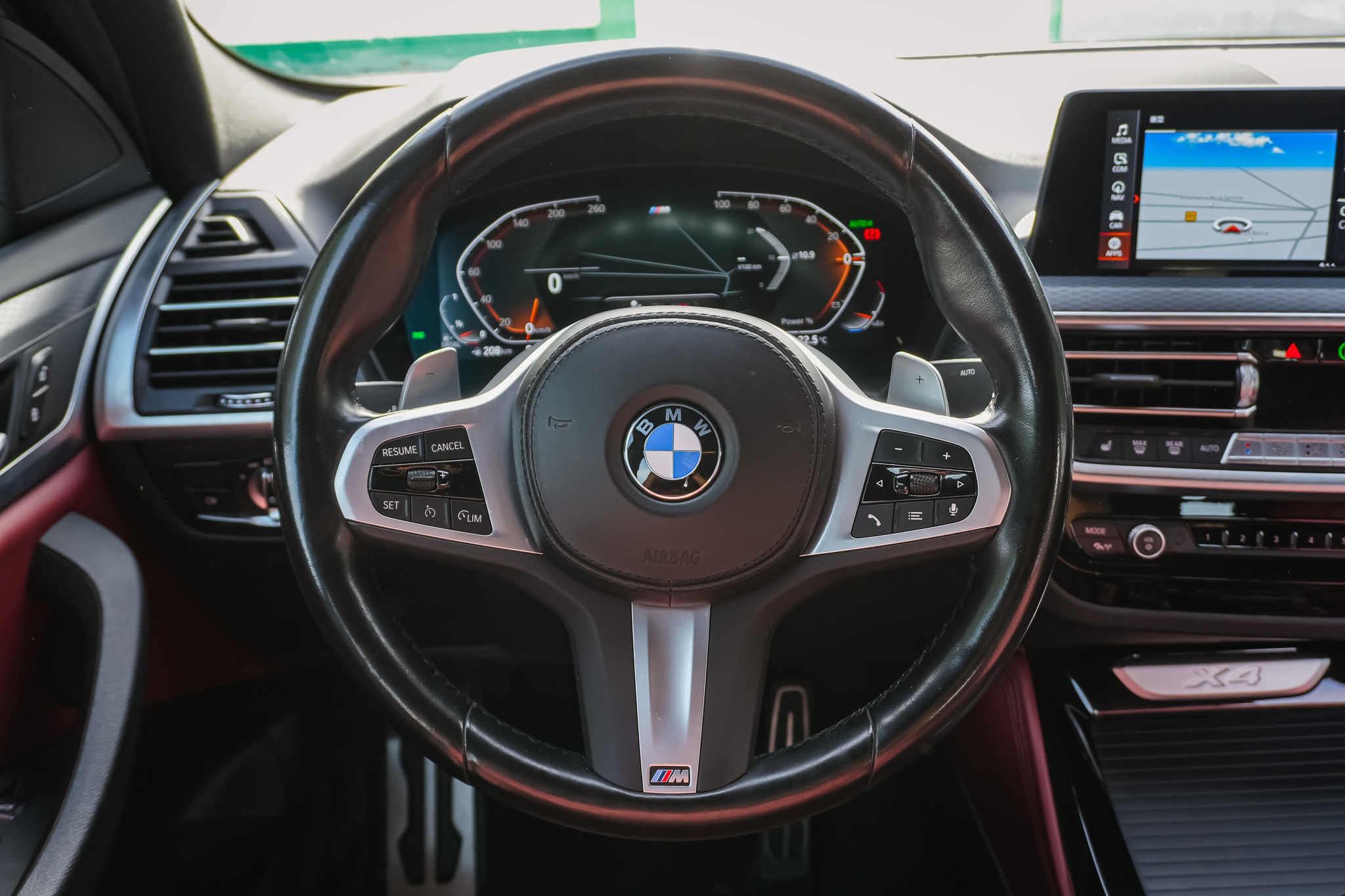 
								BMW X4 xDrive30d xLine full									