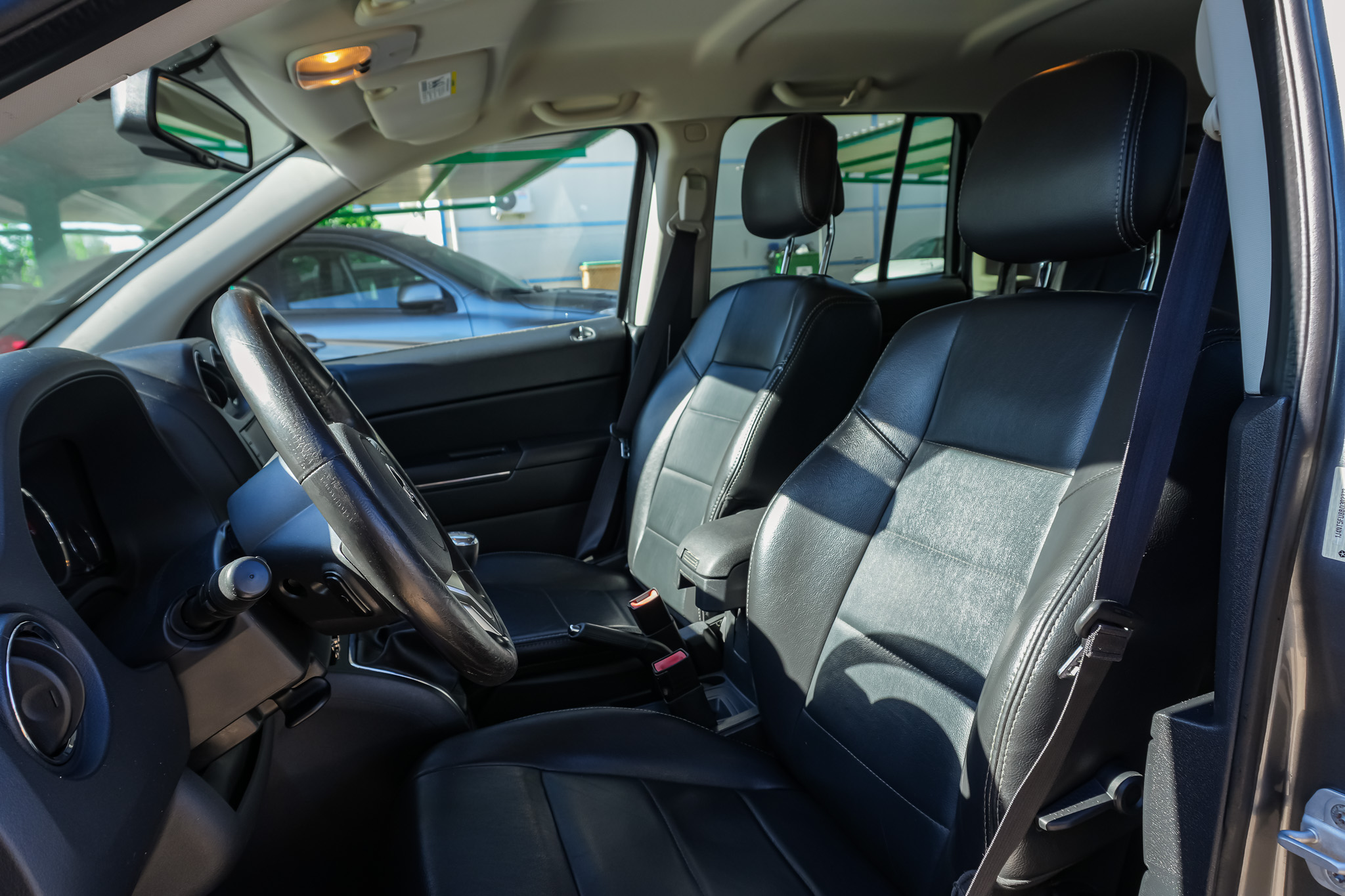 
								JEEP Compass 2.2 CRD Limited 4×2 136 CV full									
