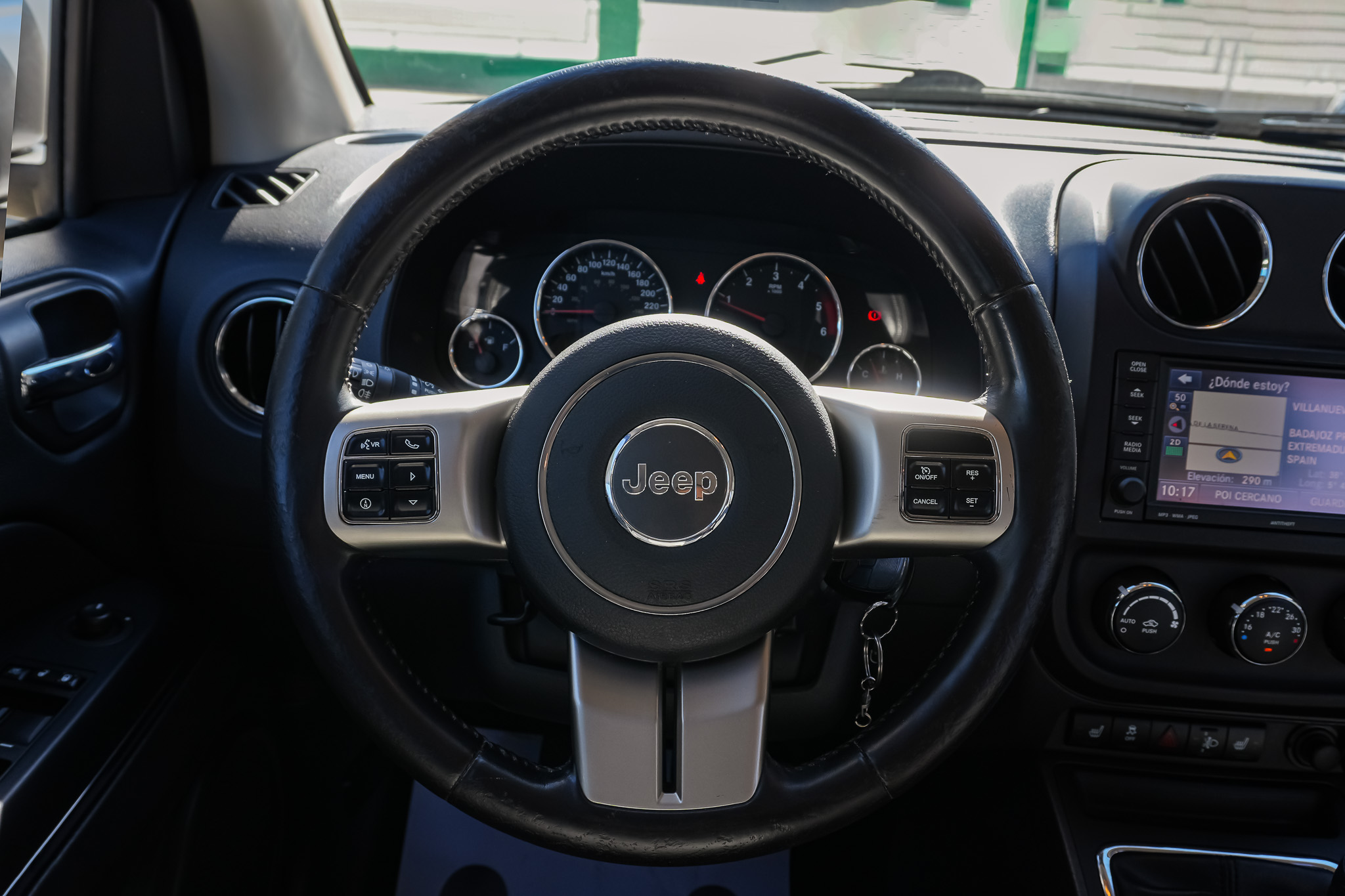 
								JEEP Compass 2.2 CRD Limited 4×2 136 CV full									