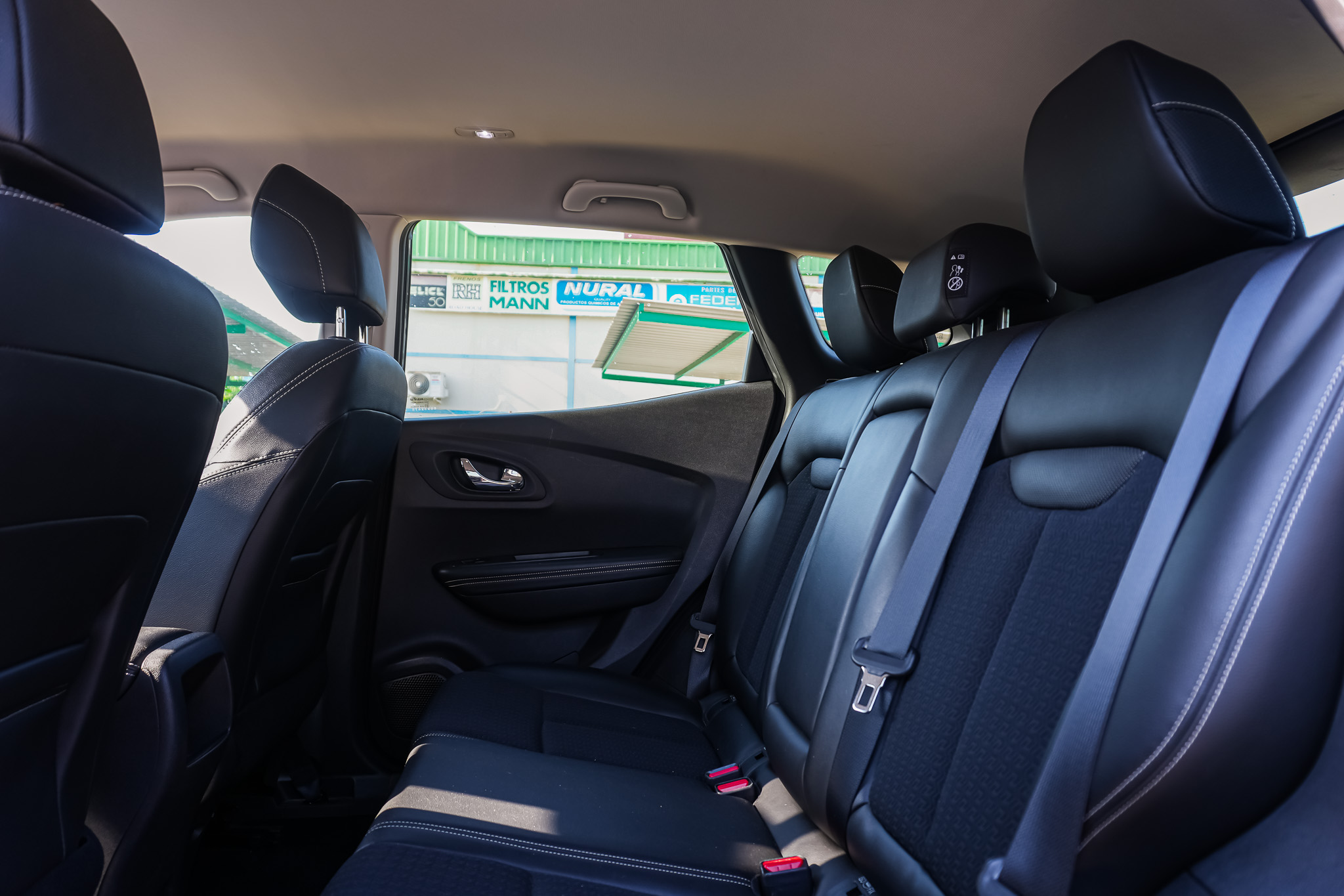 
								RENAULT Kadjar Energy X-TRONIC dCi 96kW 130CV full									