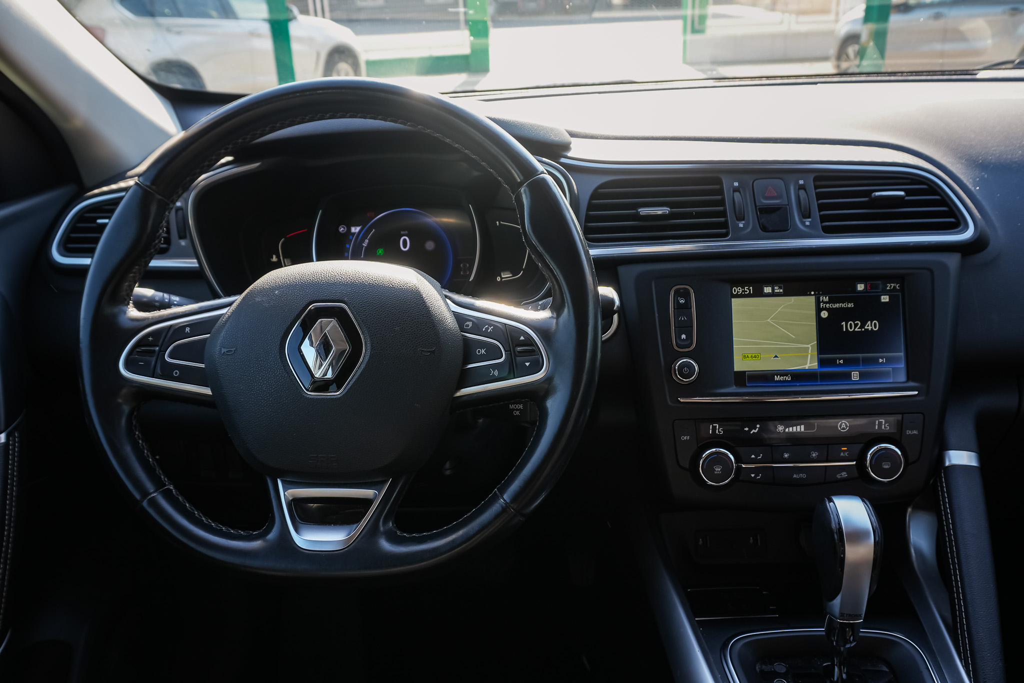 
								RENAULT Kadjar Energy X-TRONIC dCi 96kW 130CV full									