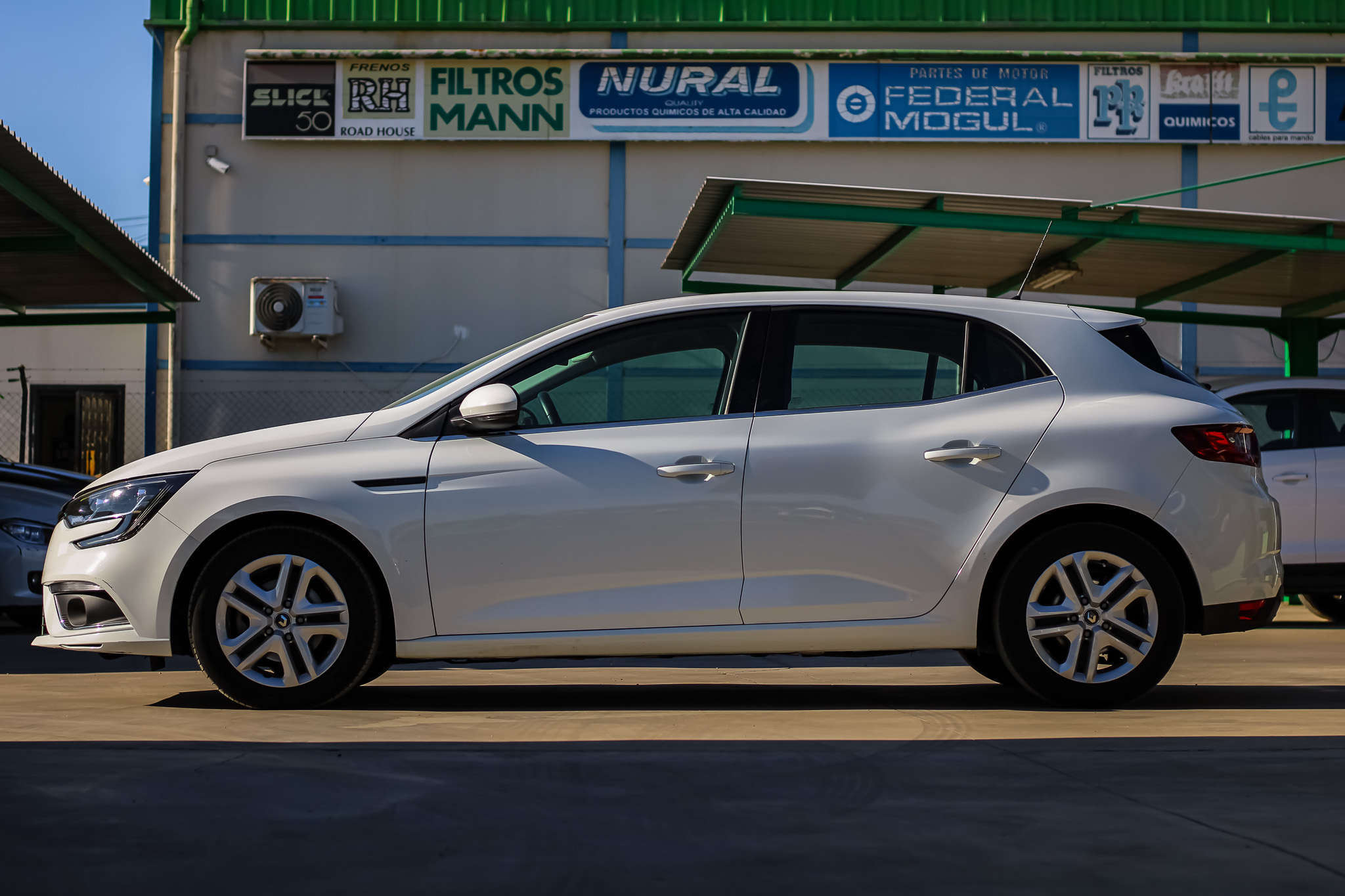 
								RENAULT Mégane Business Blue dCi 85 kW 115CV full									