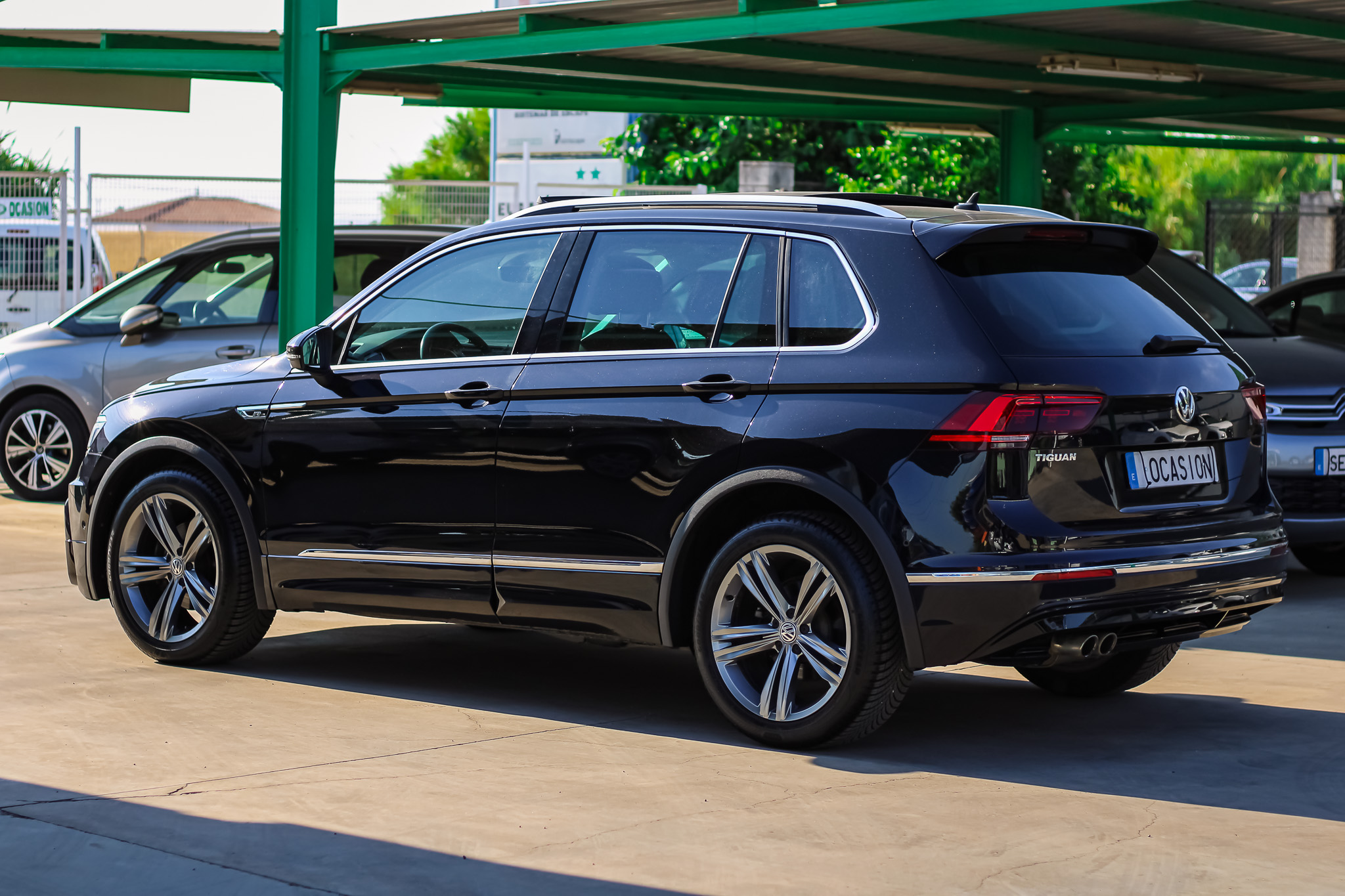 
								VOLKSWAGEN Tiguan RLine 2.0 TDI 110CV BMT 4×2 full									