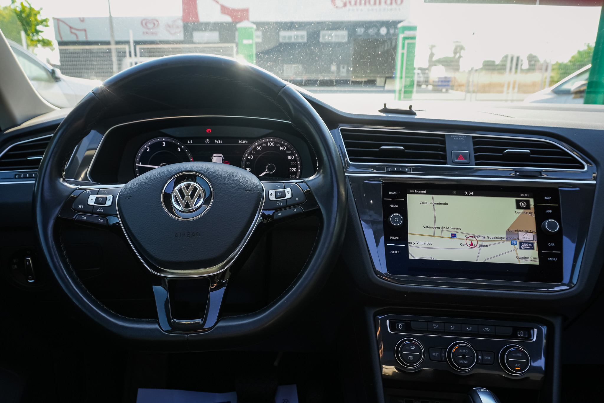 
								VOLKSWAGEN Tiguan RLine 2.0 TDI 110CV BMT 4×2 full									