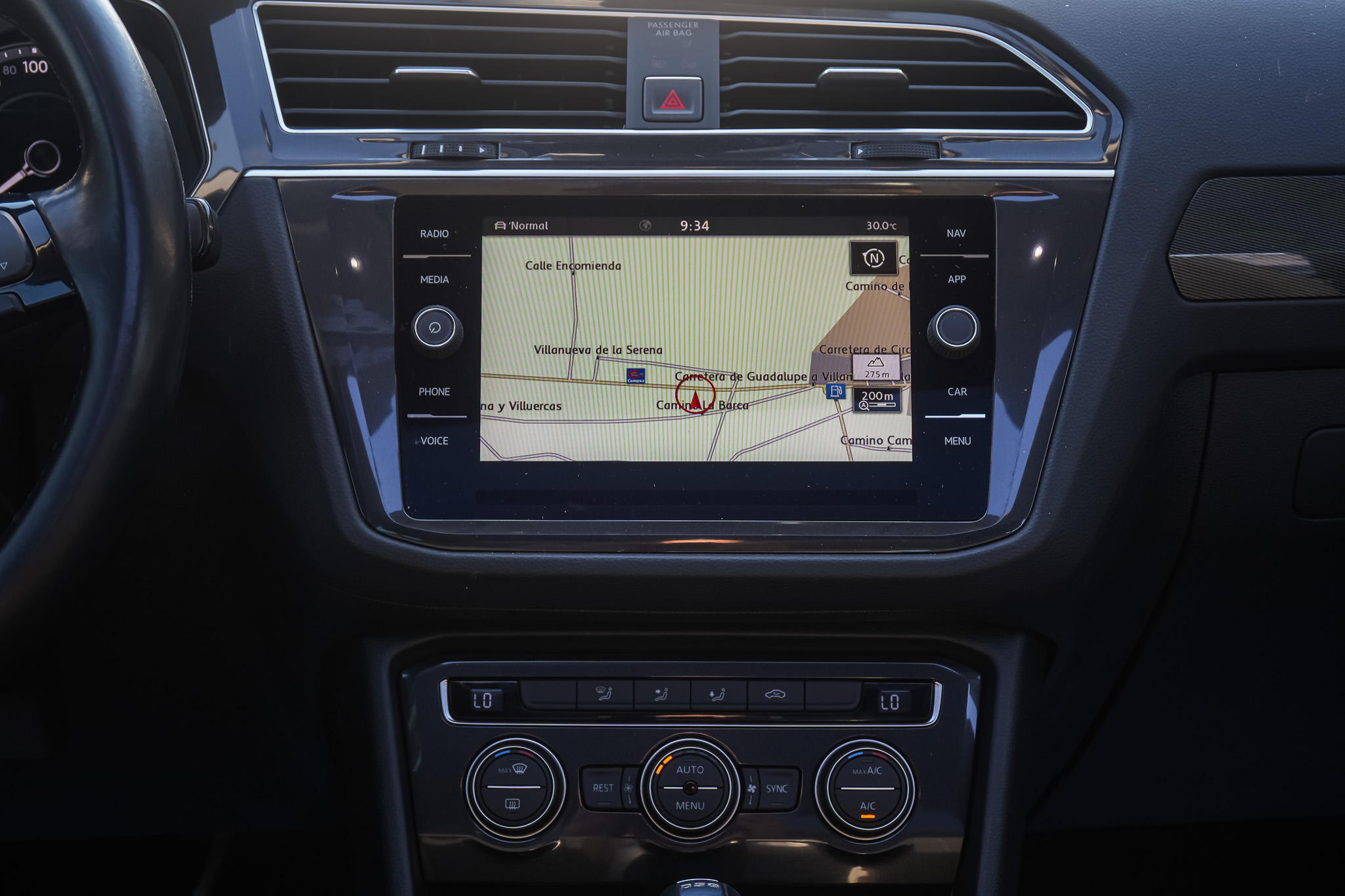 
								VOLKSWAGEN Tiguan RLine 2.0 TDI 110CV BMT 4×2 full									
