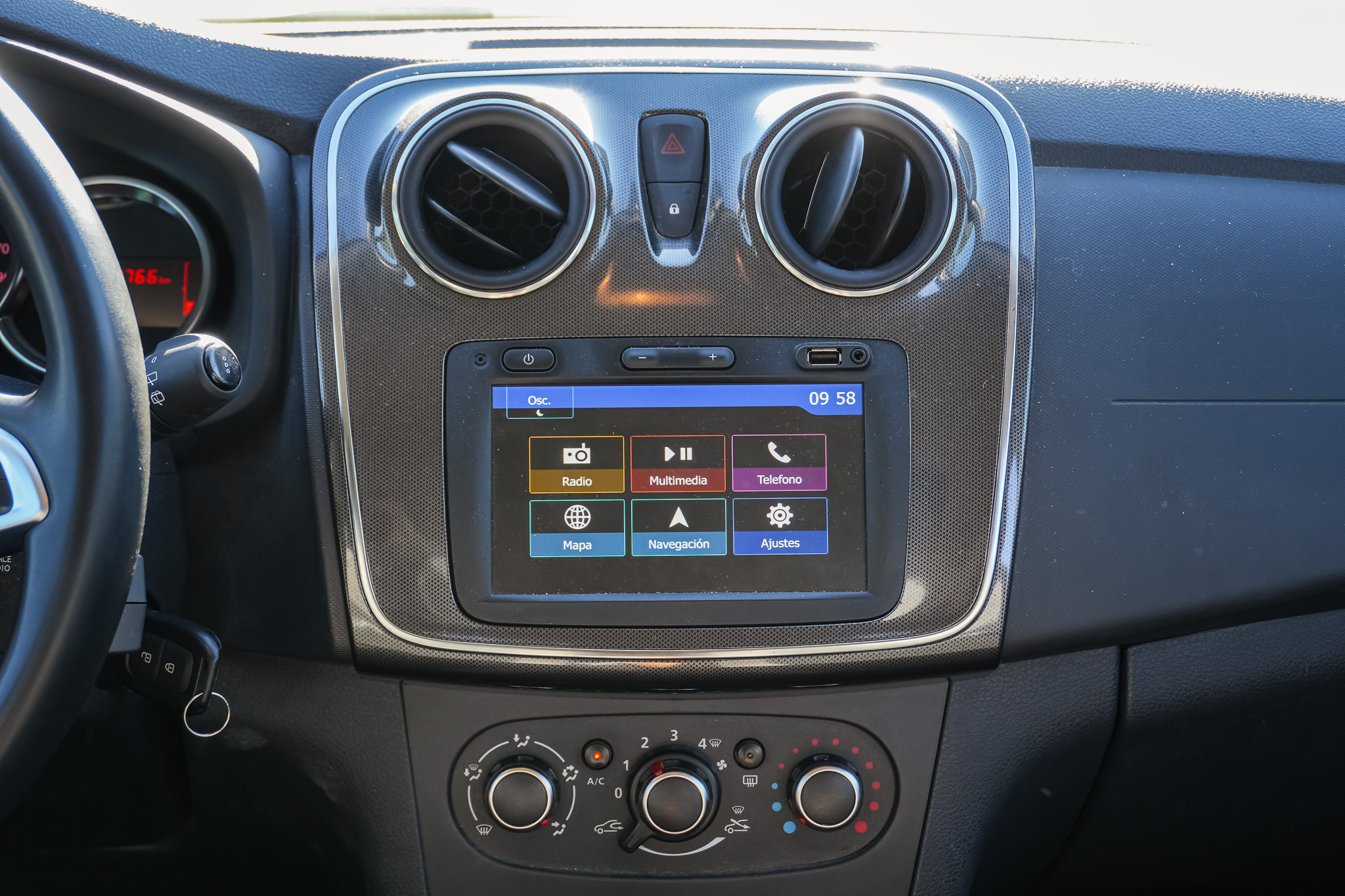 
								DACIA Sandero Stepway Essential Blue dCi 70kW SS full									
