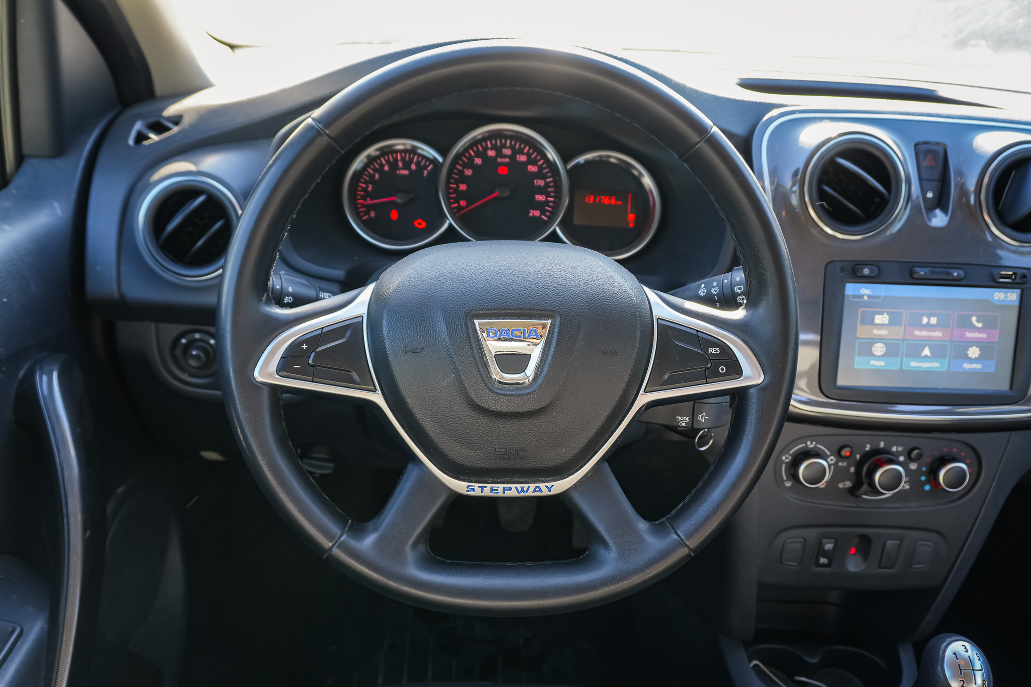 
								DACIA Sandero Stepway Essential Blue dCi 70kW SS full									