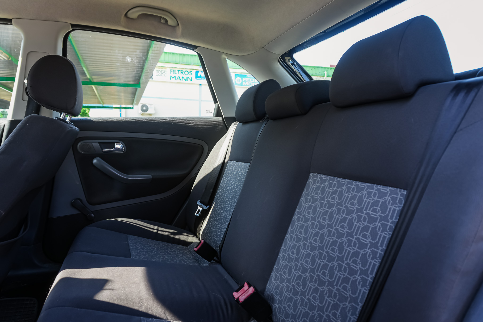 
								SEAT Ibiza 1.4 TDI 80cv Reference full									
