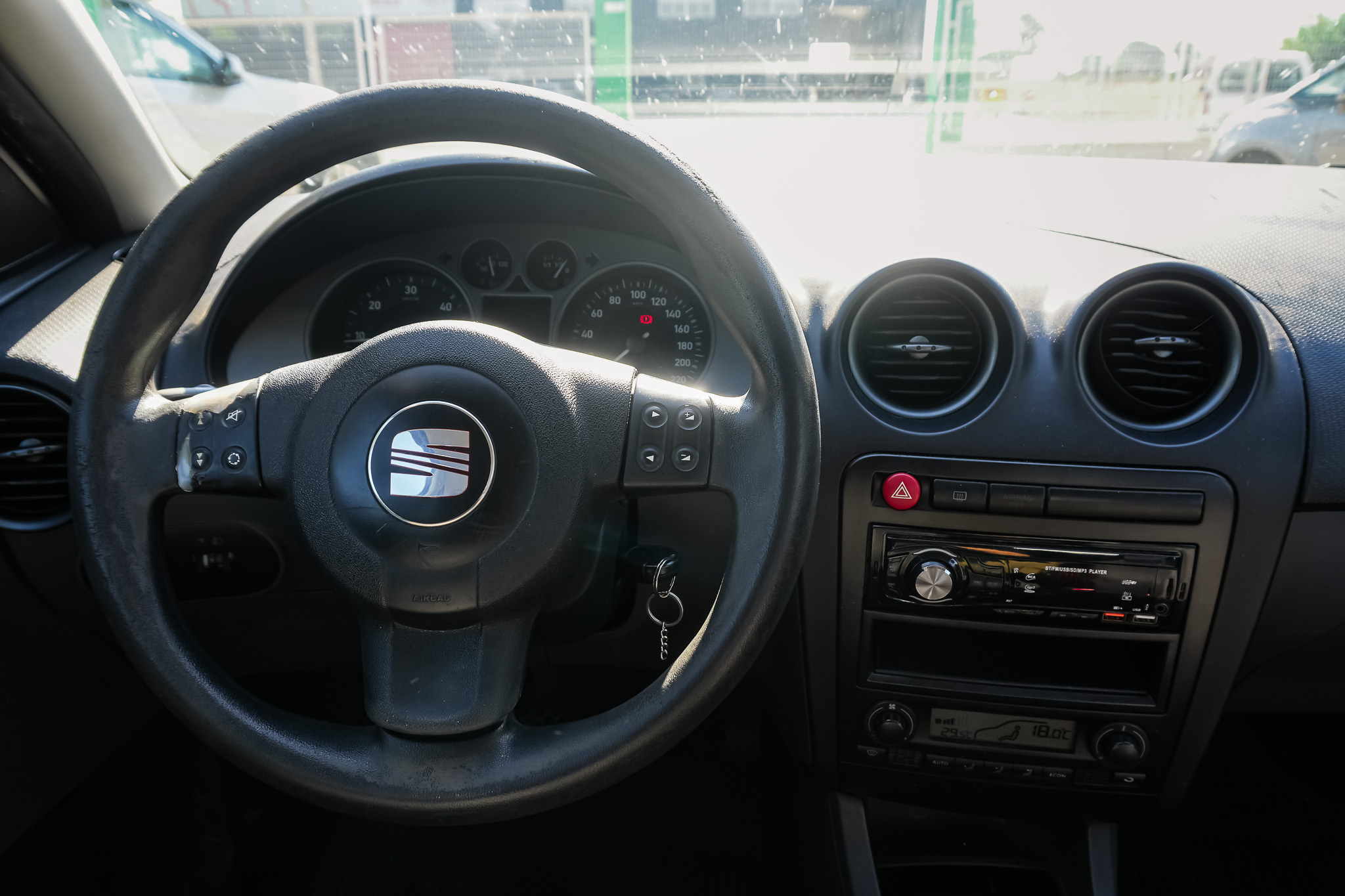 
								SEAT Ibiza 1.4 TDI 80cv Reference full									