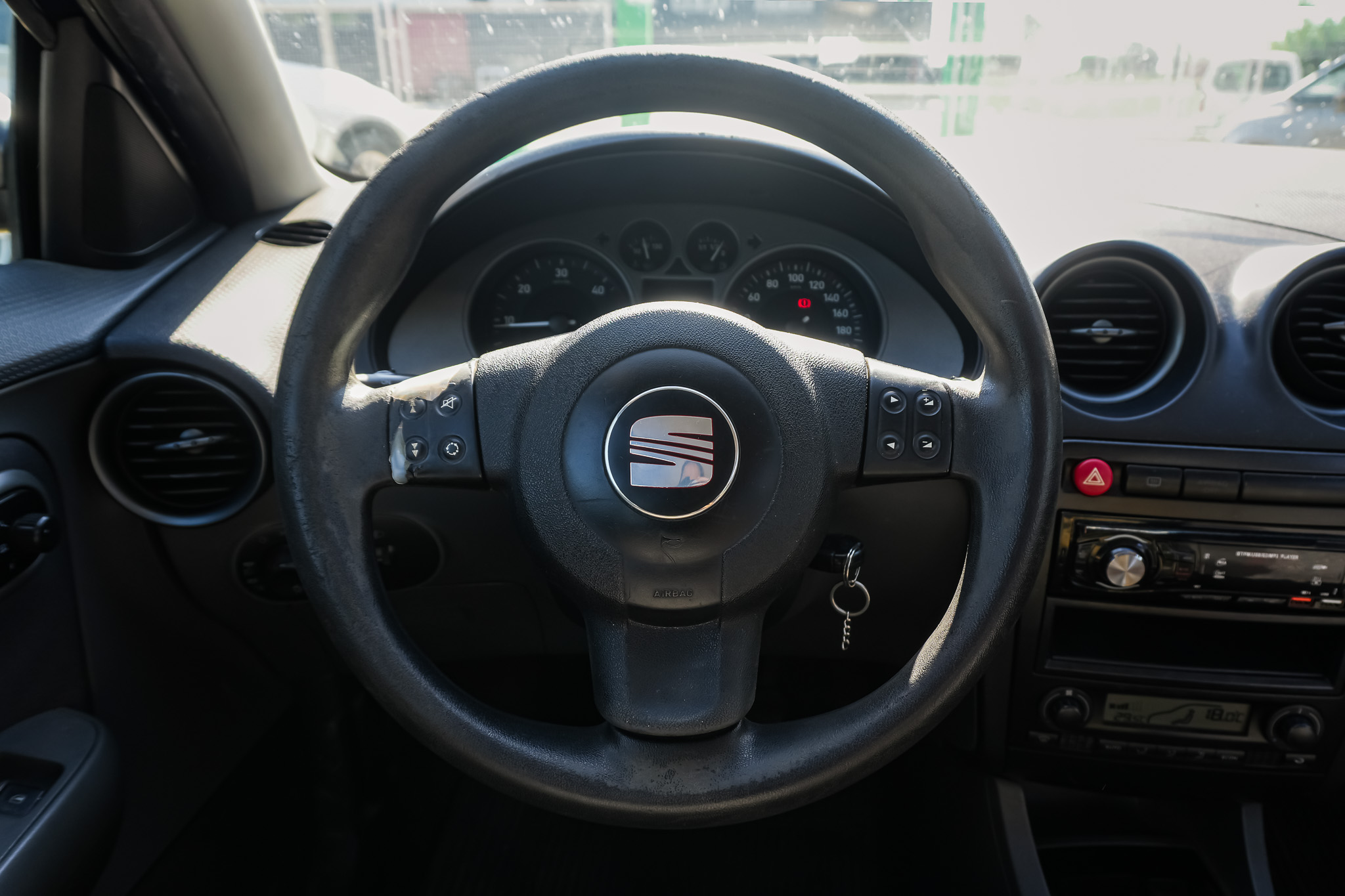 
								SEAT Ibiza 1.4 TDI 80cv Reference full									