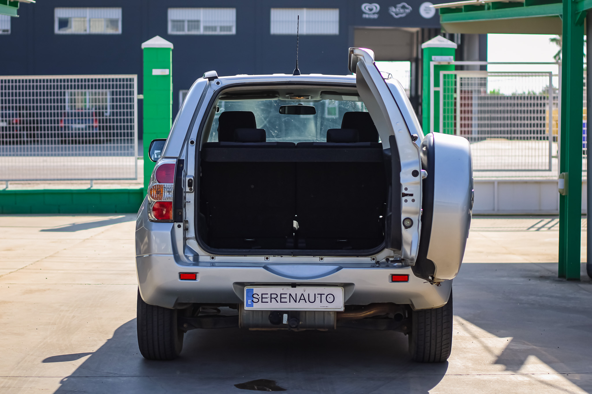 
								SUZUKI Grand Vitara 1.9 DDiS JXE full									