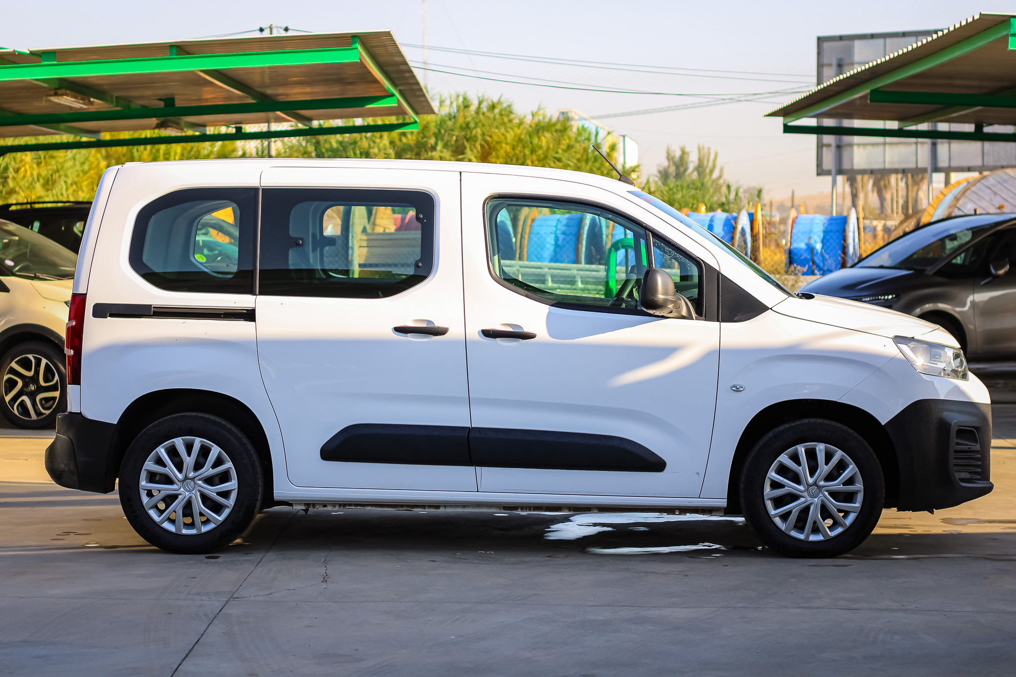 
								CITROEN Berlingo Talla M BlueHDi 100 SS FEEL 2021 full									