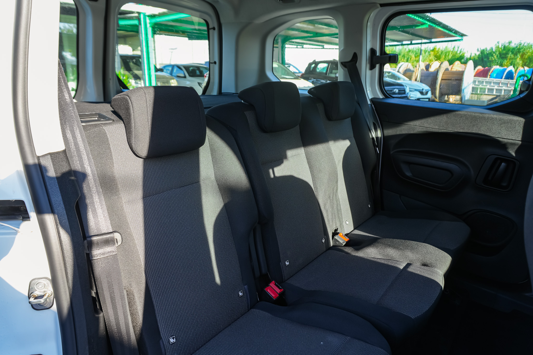 
								CITROEN Berlingo Talla M BlueHDi 100 SS FEEL 2021 full									