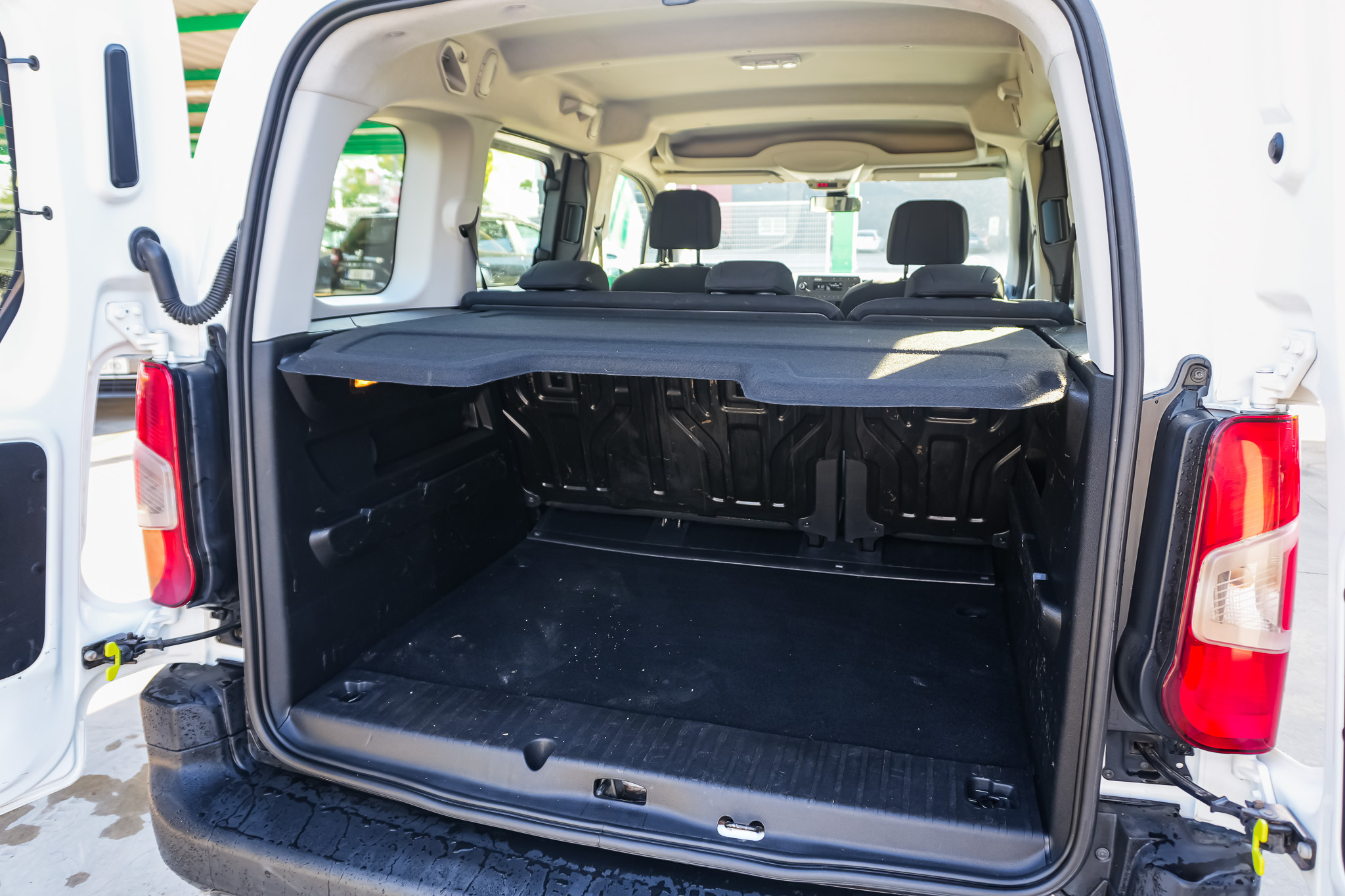 
								CITROEN Berlingo Talla M BlueHDi 100 SS FEEL 2021 full									