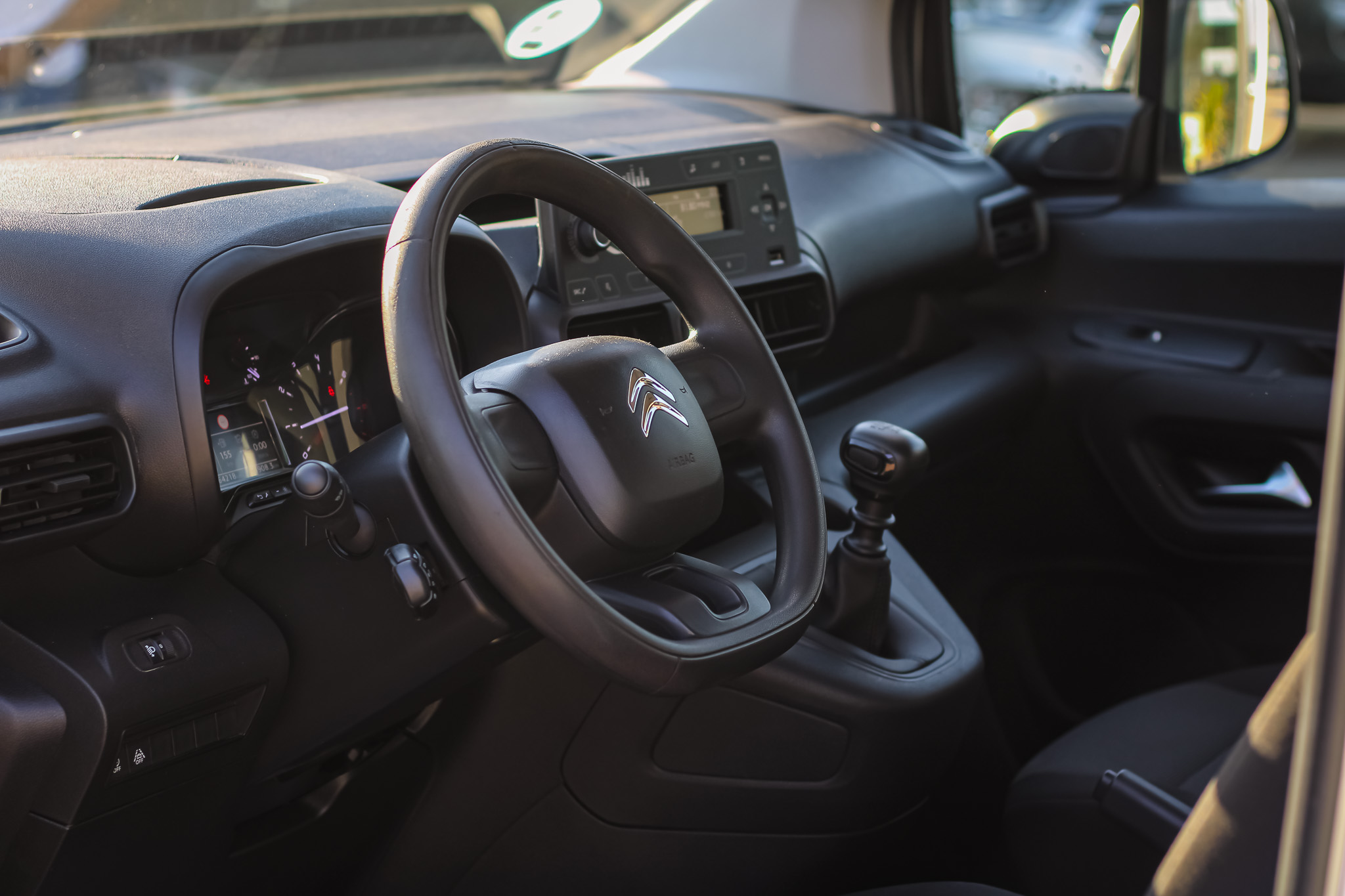 
								CITROEN Berlingo Talla M BlueHDi 100 SS FEEL 2021 full									