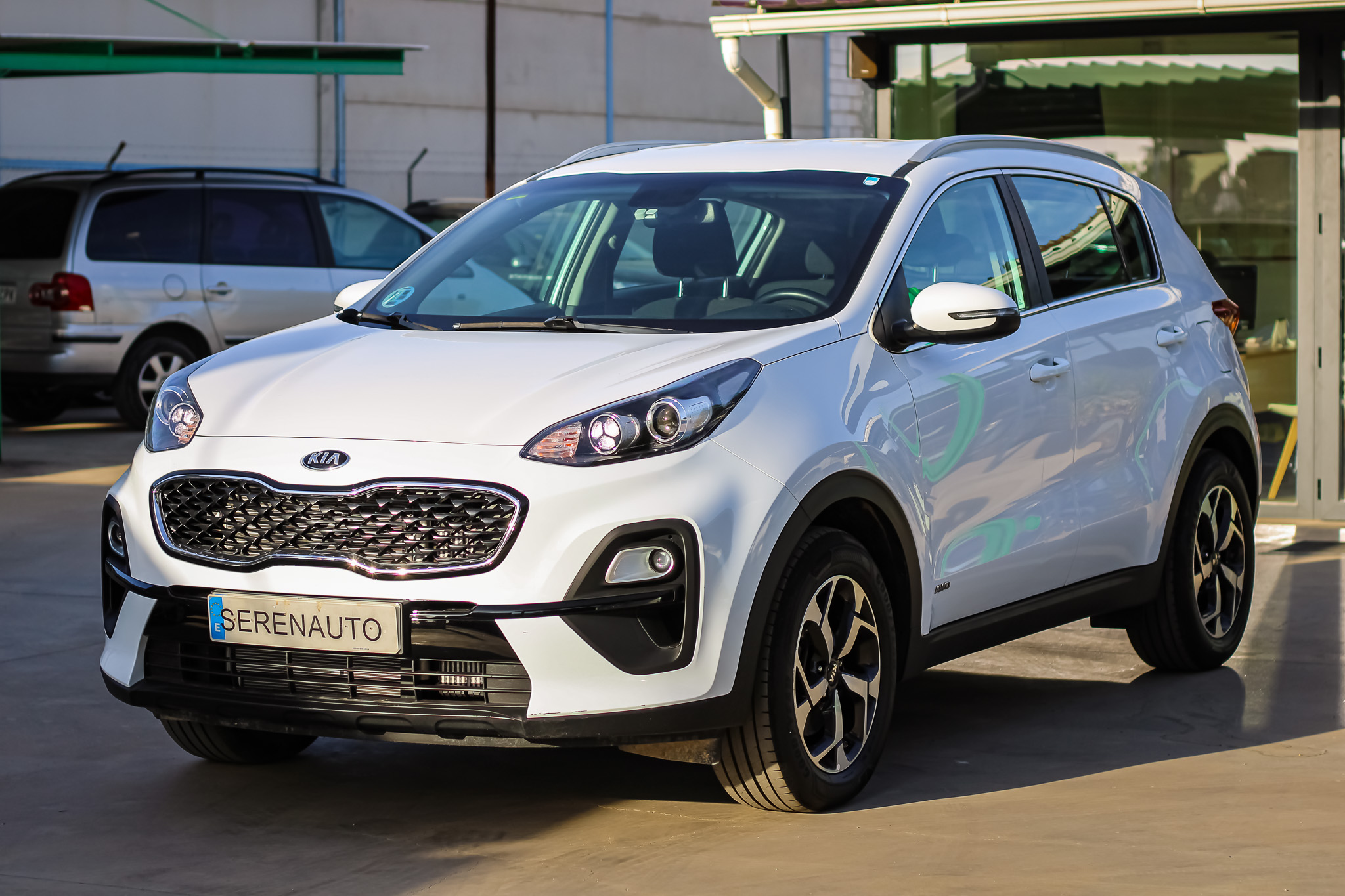 
								KIA Sportage 1.6 CRDi 100kW 136CV Business 4×4 full									