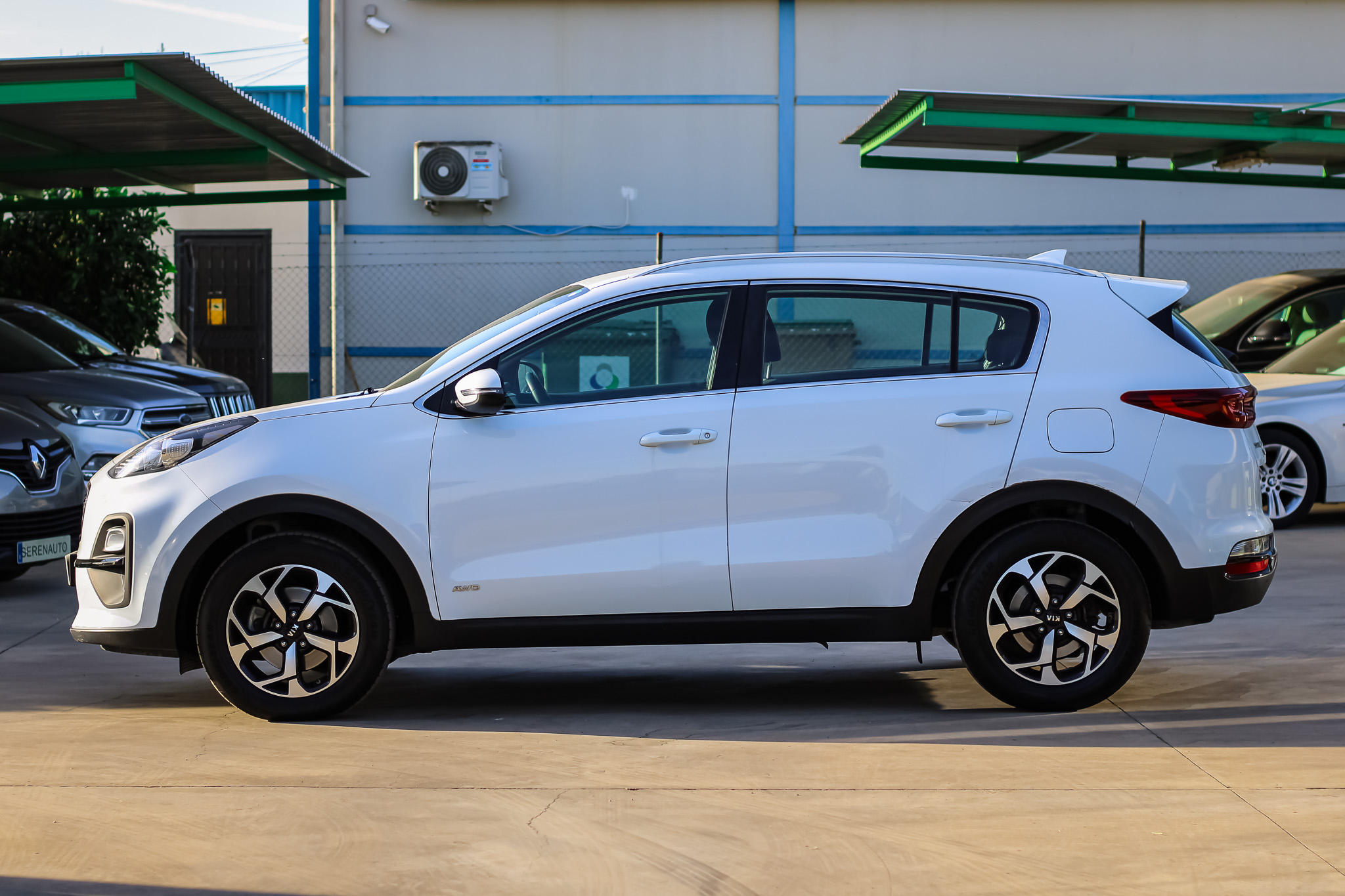 
								KIA Sportage 1.6 CRDi 100kW 136CV Business 4×4 full									