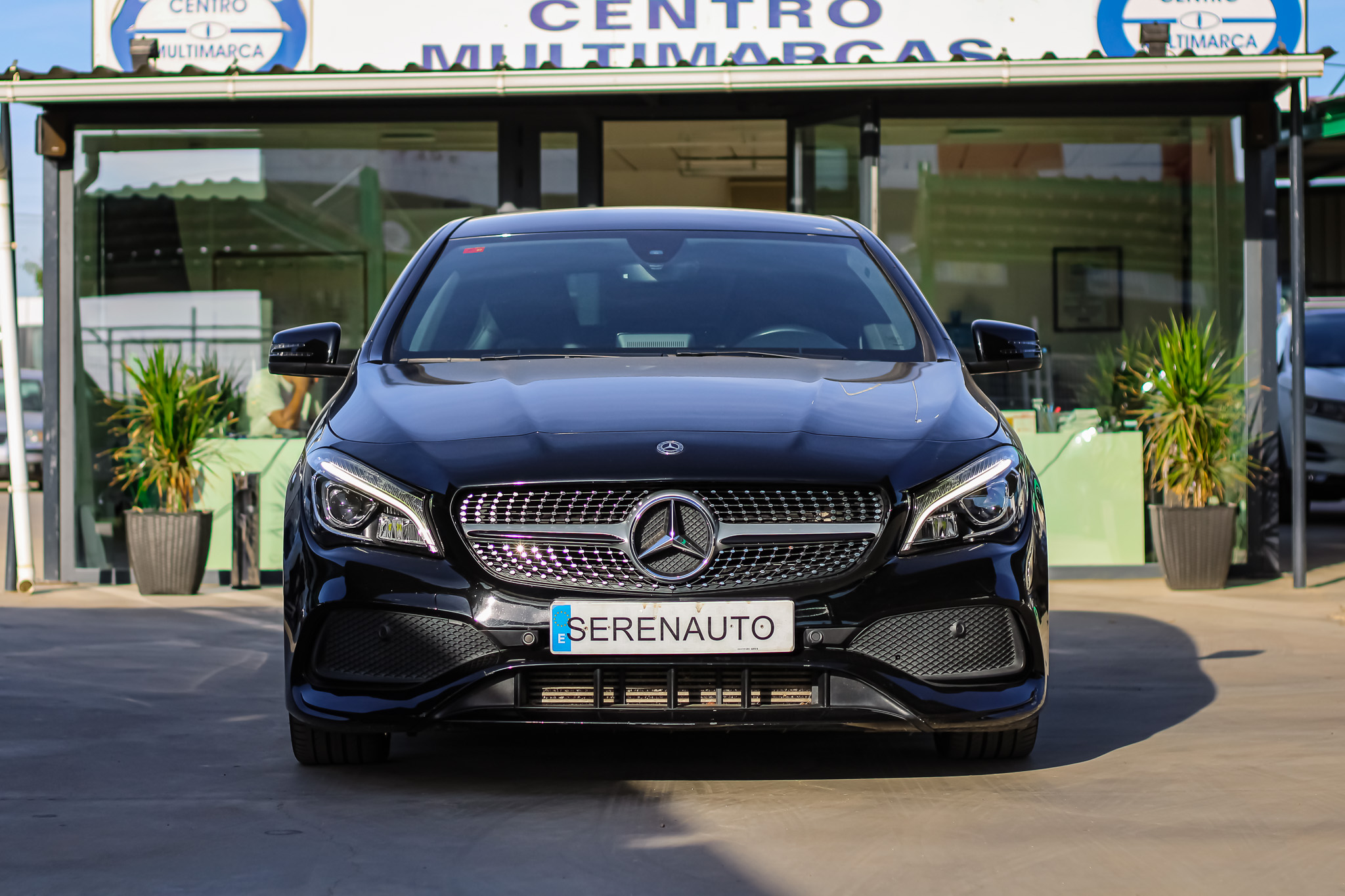 
								Mercedes-Benz CLA-Klasse CLA 200 d AMG Line full									