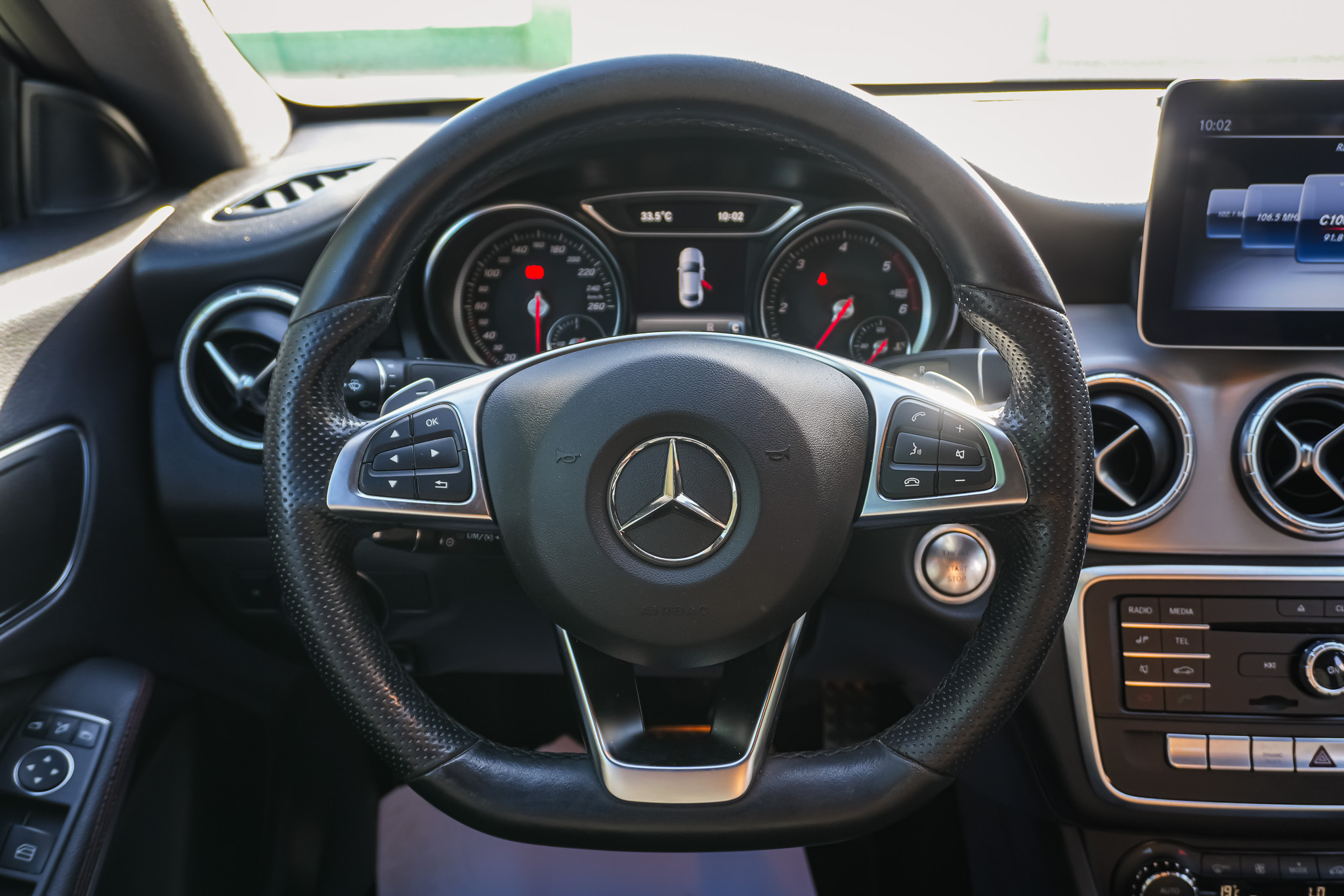 
								Mercedes-Benz CLA-Klasse CLA 200 d AMG Line full									