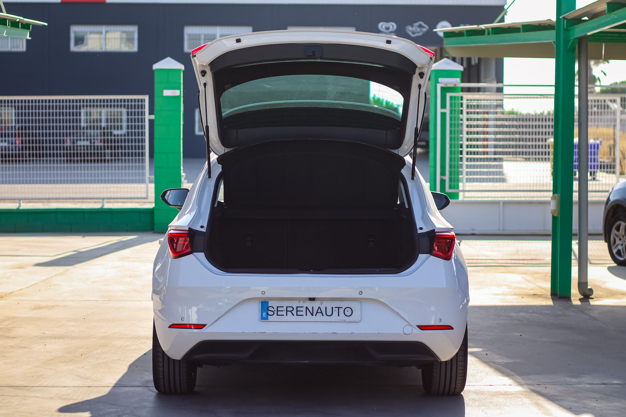
								SEAT León 2.0 TDI 85kW SS Style Go S full									