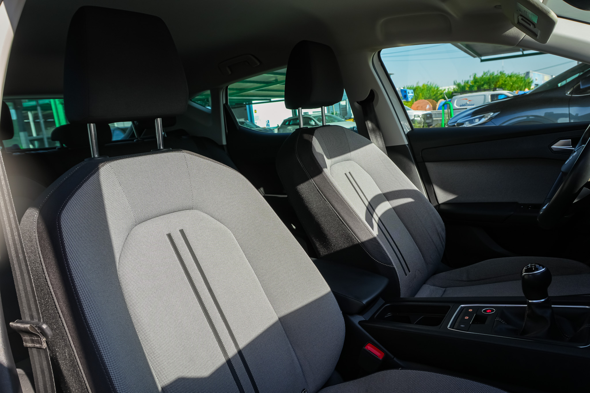 
								SEAT León 2.0 TDI 85kW SS Style Go S full									
