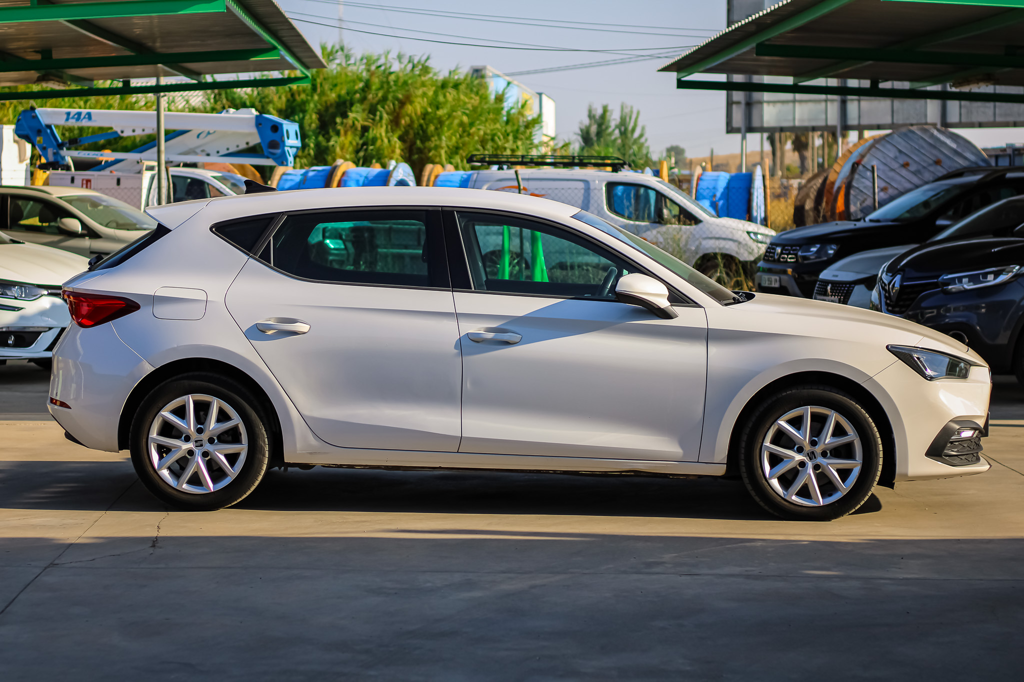 
								SEAT León 2.0 TDI 85kW SS Style Go S full									
