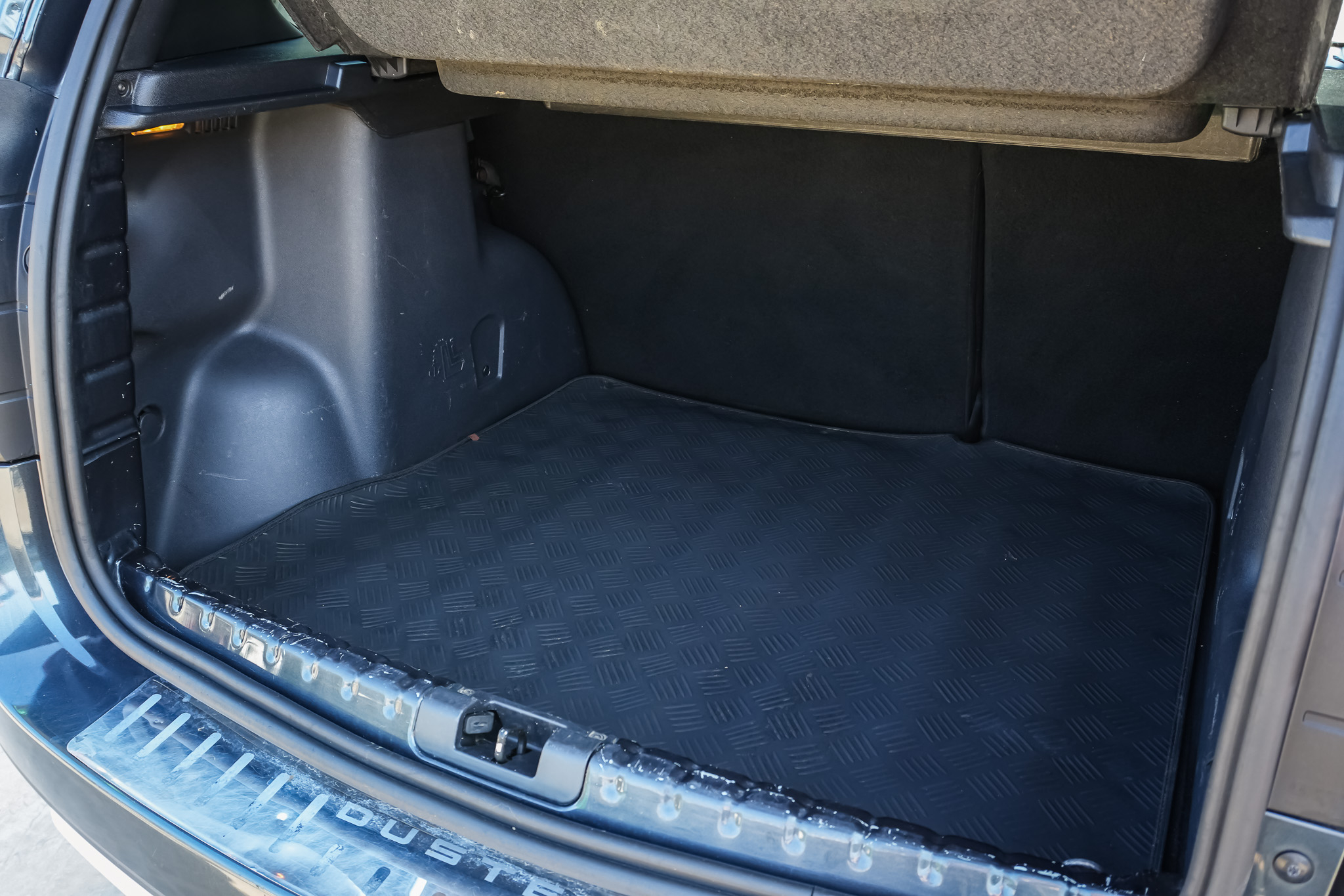 
								Dacia Duster 1.5 dCi Prestige 4×2 2017 full									