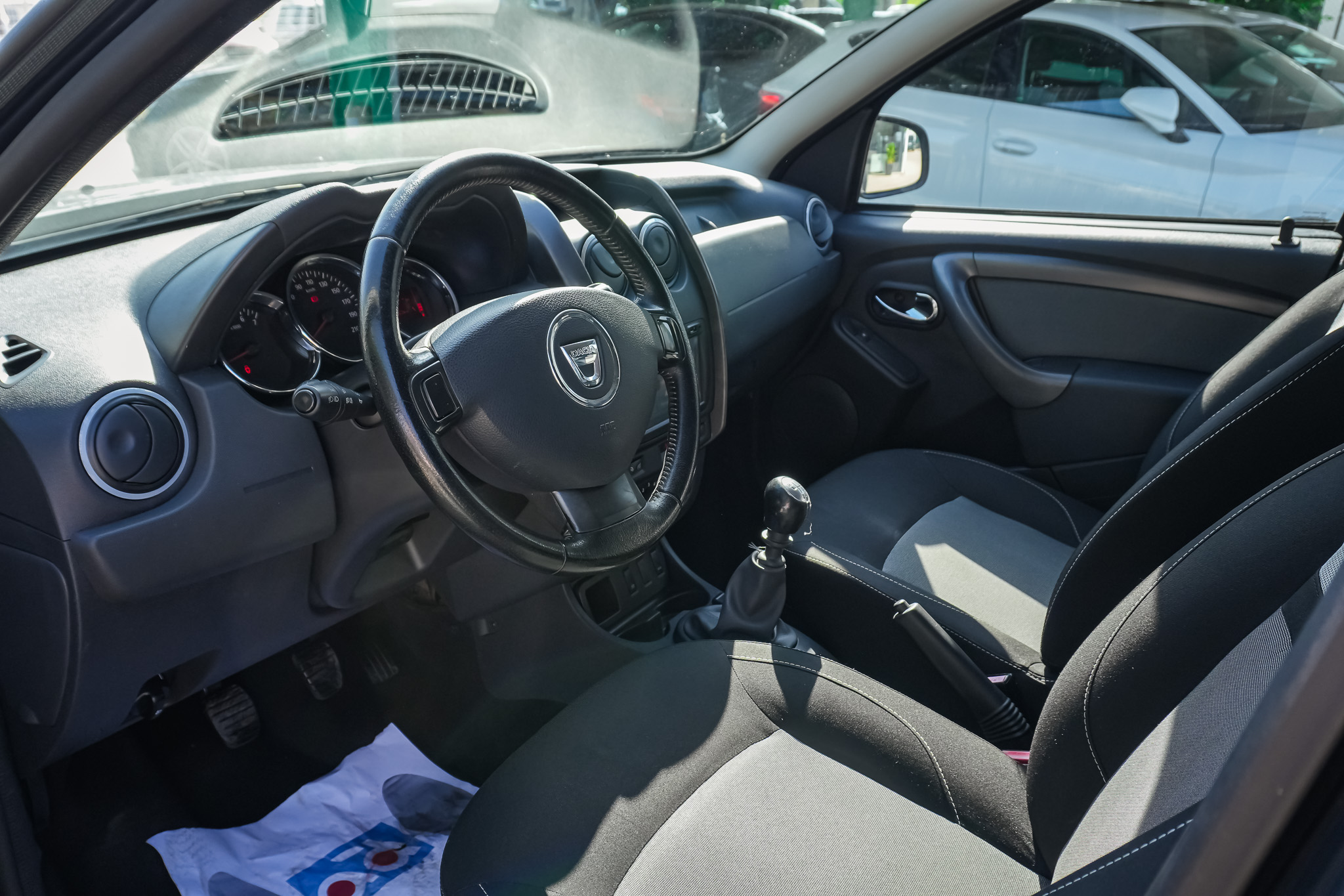 
								Dacia Duster 1.5 dCi Prestige 4×2 2017 full									