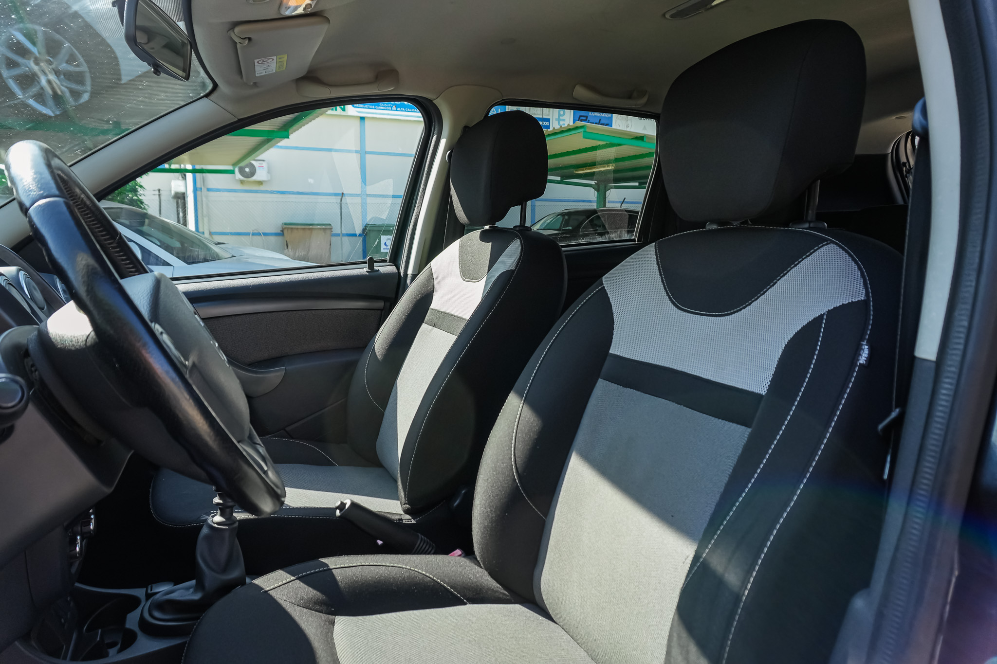 
								Dacia Duster 1.5 dCi Prestige 4×2 2017 full									