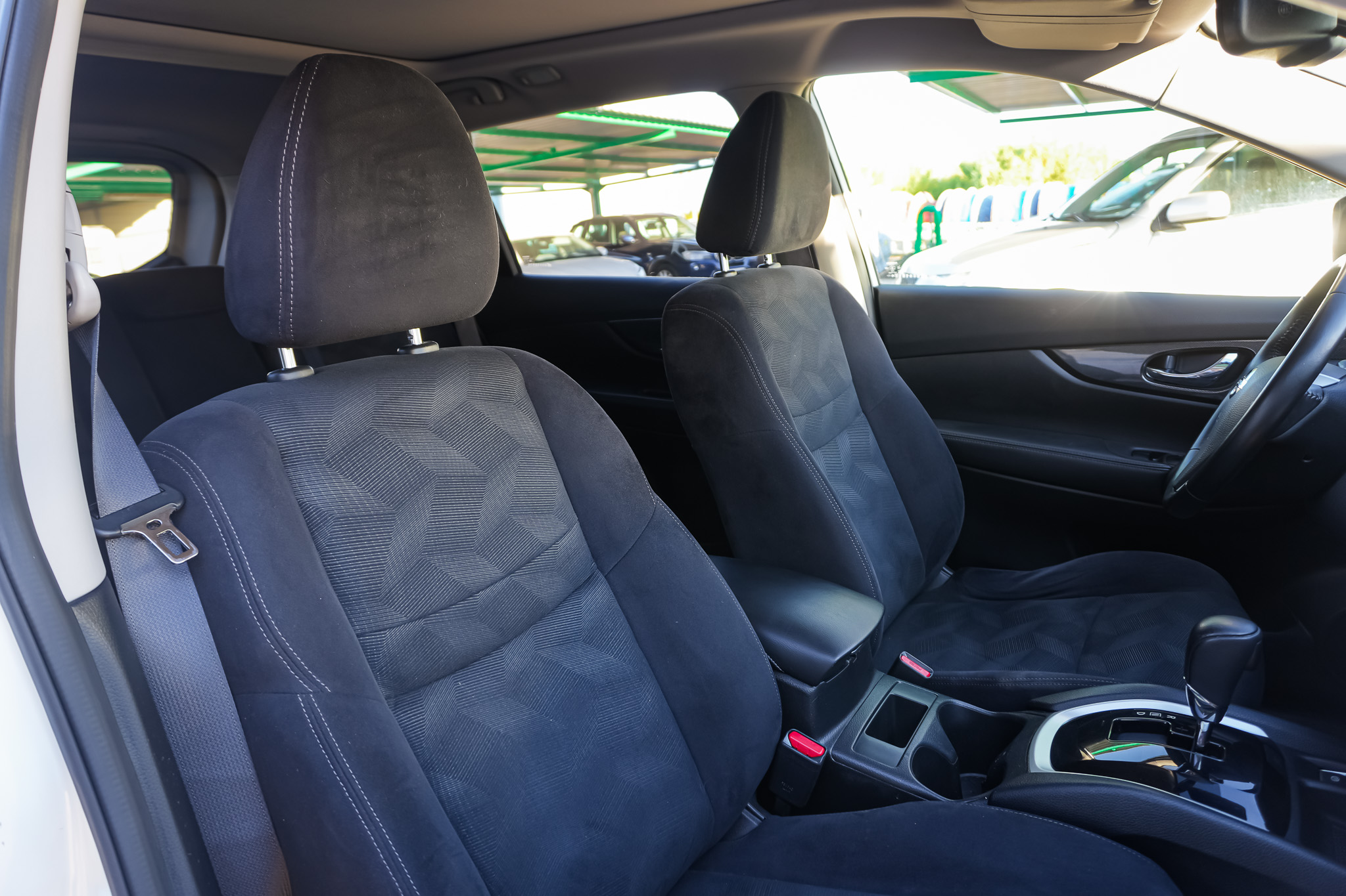 
								NISSAN X-TRAIL dCi 130CV XTRONIC TEKNA 2015 full									