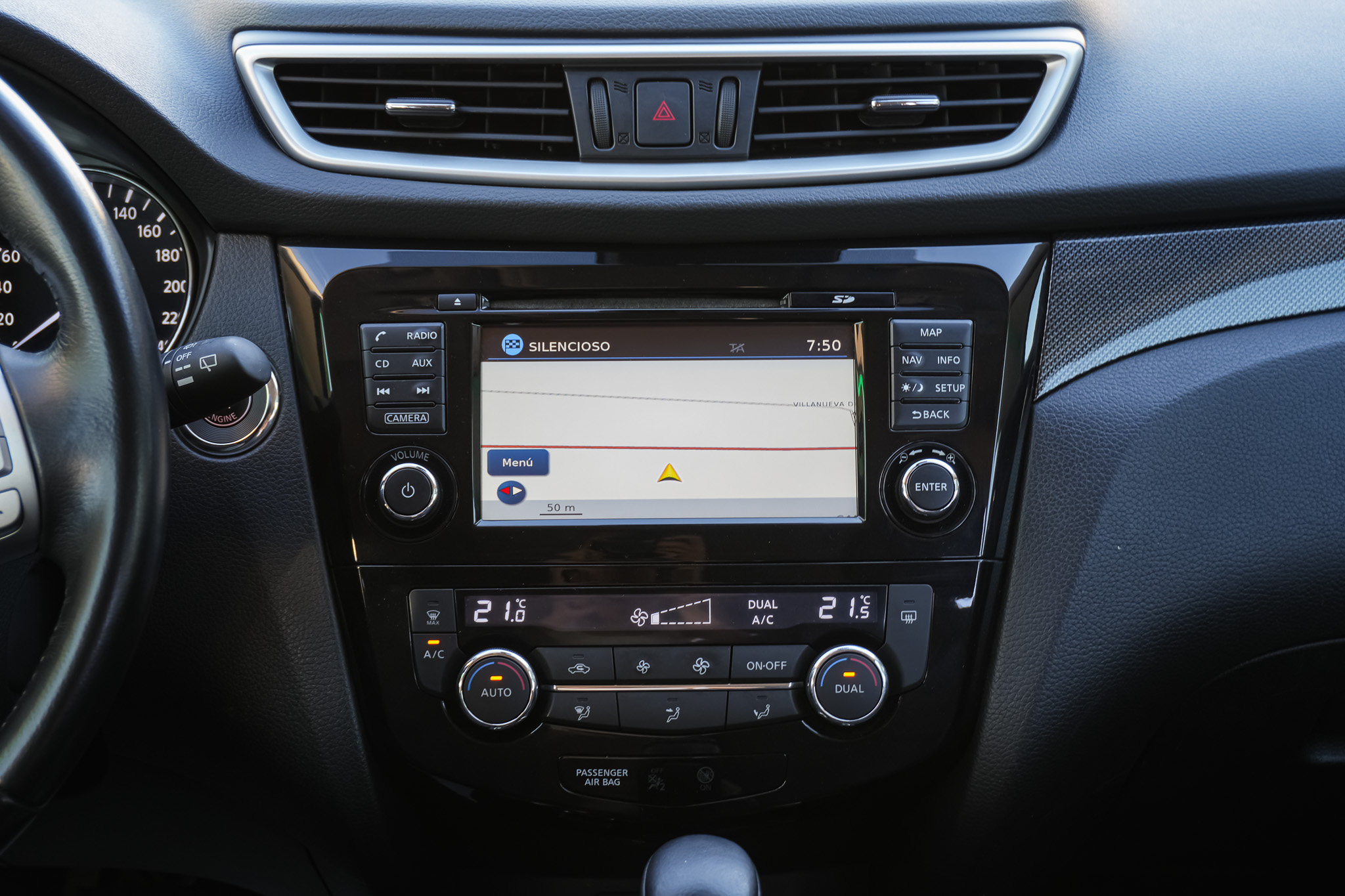 
								NISSAN X-TRAIL dCi 130CV XTRONIC TEKNA 2015 full									
