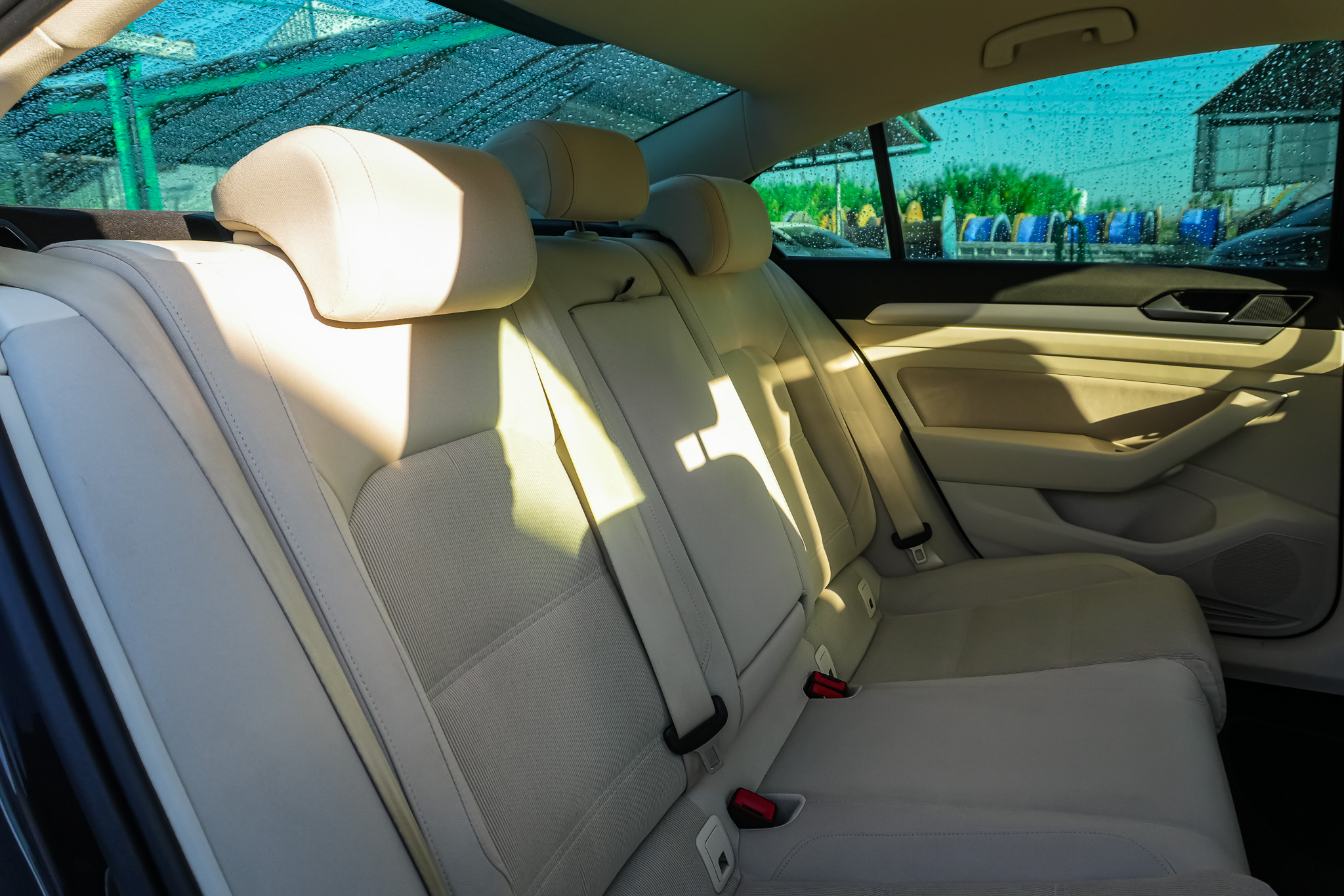 
								VOLKSWAGEN Passat Advance 2.0 TDI 110kW 150CV full									