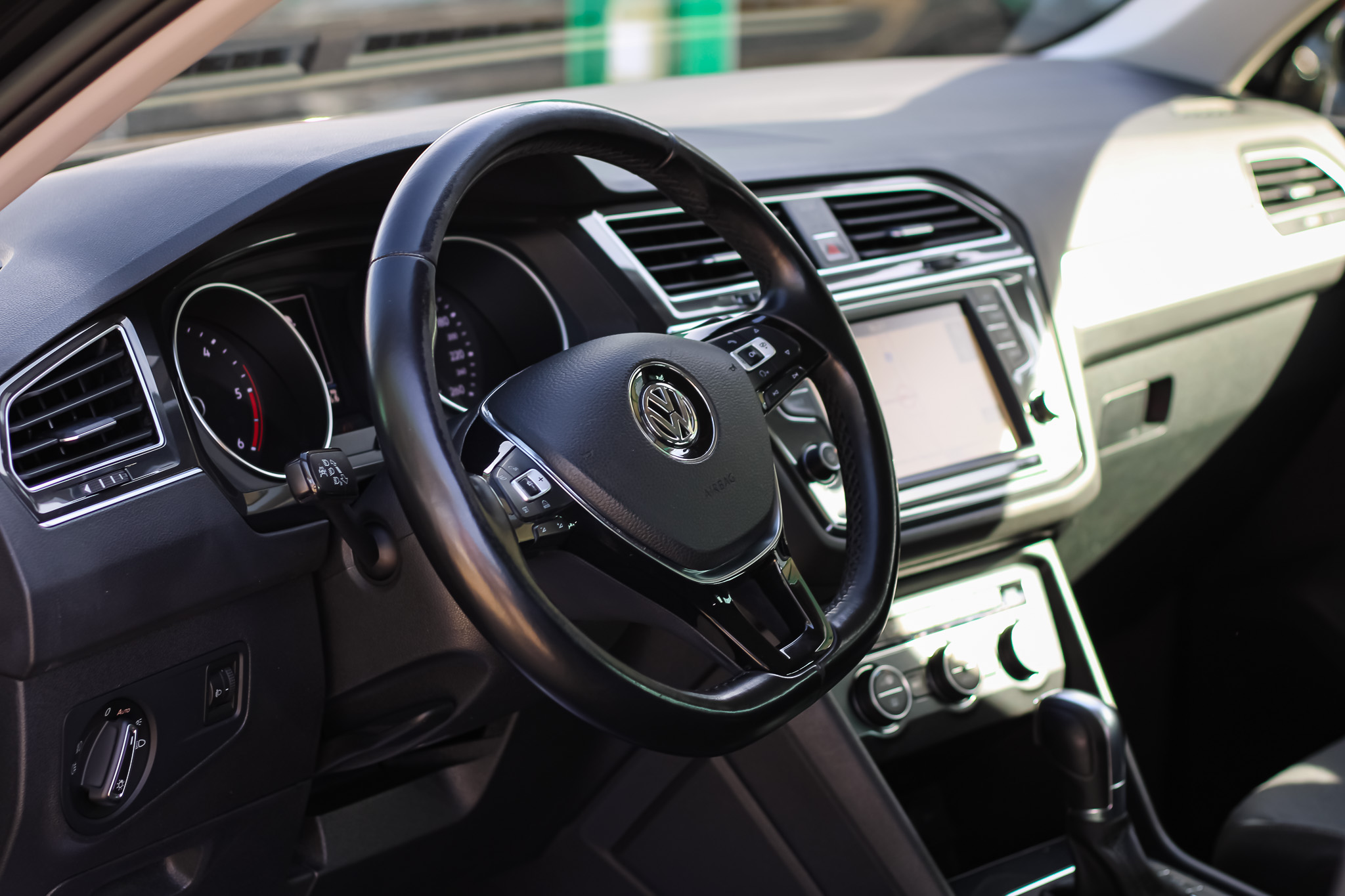 
								VOLKSWAGEN Tiguan Advance 2.0 TDI 110kW 150CV DSG full									