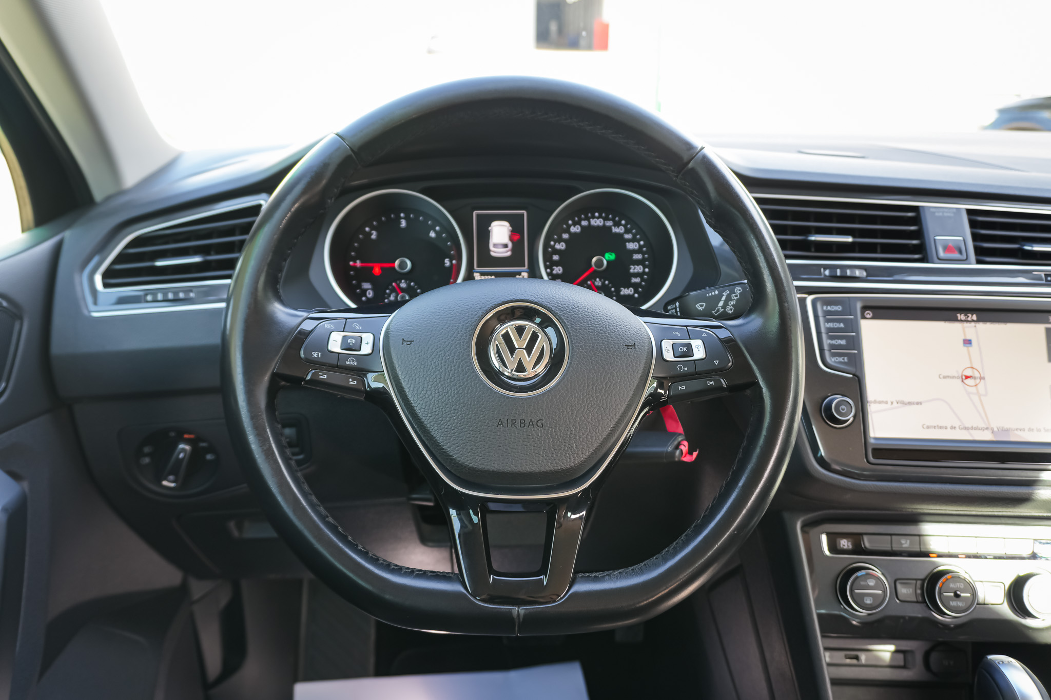 
								VOLKSWAGEN Tiguan Advance 2.0 TDI 110kW 150CV DSG full									